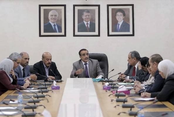 وطن النيابية تتدارس خطاب الثقة