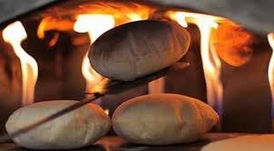 اصحاب المخابز يفتحون النار على الصناعة والتجارة ..وتصعيد للأمور في حال عدم الاستجابة