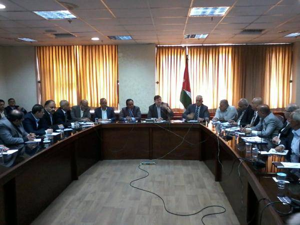 الصحة تفوض المستشفيات لشراء خدمات اطباء الاختصاصات لسد النقص