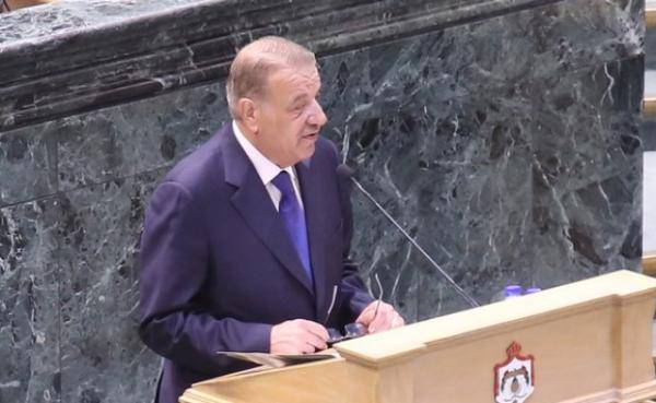 الدغمي اول الحاجبين للثقة بعد نقد لاذع للحكومة