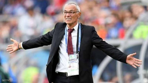 كوبر يلخص 3 سنوات في 3 صفحات.. ويثير عاصفة جدل في مصر