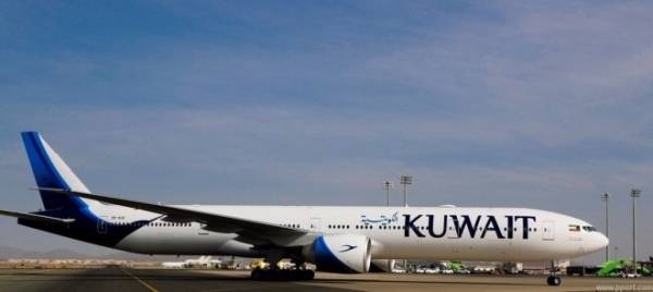 عطل بالمحرك الأيسر يتسبب بهبوط طائرة كويتية اضطراريا بالعقبة