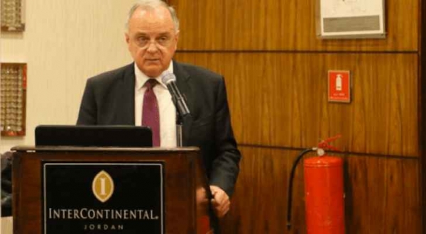 وزير العمل يوضح الآليات التي تم اعتمادها مع قطر لاستقدام الايدي العامله الأردنيه