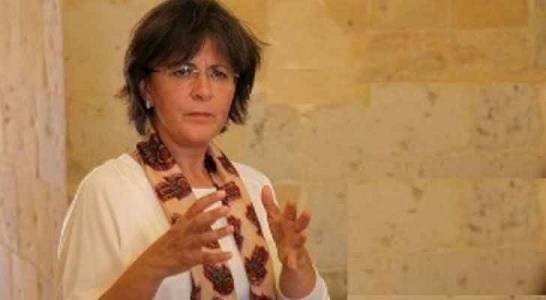 الجراح: النواب والأعيان ورئيس الحكومة ما بمونوا على الوزيرة عناب