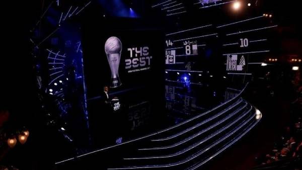 رسميا.. الكشف عن قائمة المرشحين للفوز بجائزة أفضل لاعب في العالم 2018