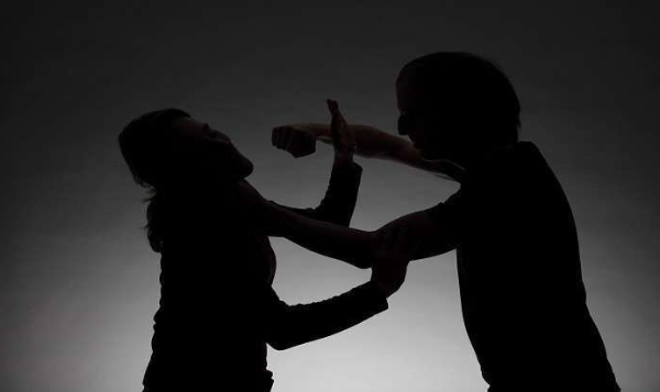 حفل اغتصاب جماعي لفتاة مصرية يسبب ضجة كبيرة