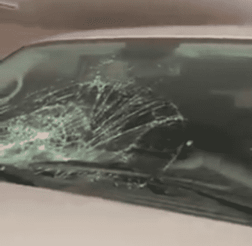 ّ إطلاق نار على مركبة نائب مدير عام شركة داء الدواء  فیدیو