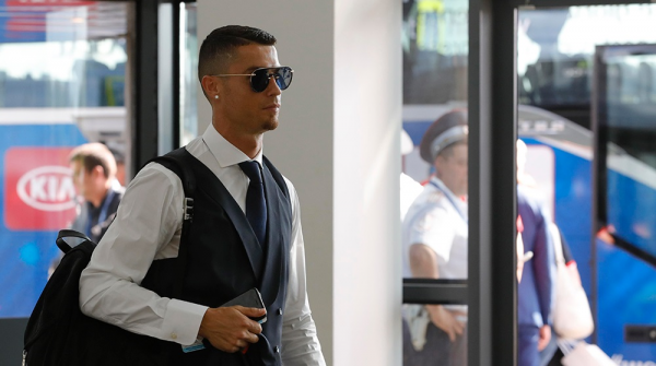 رونالدو يهرب من السجن