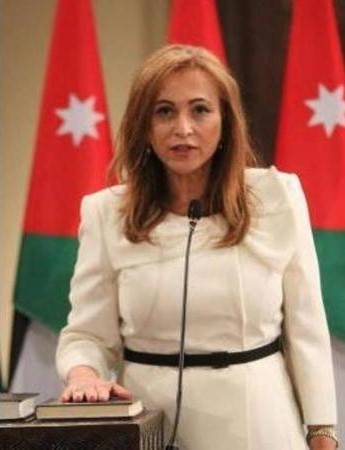 الوزيرة النسور لم تكن بين مستقبلي الفنانة احلام