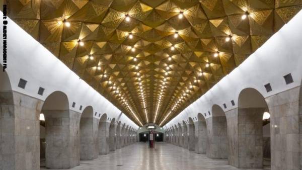 هل هذا هو أجمل مترو أنفاق في العالم؟ صور