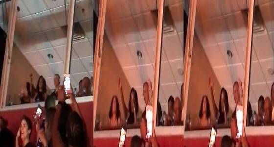 بالفيديو.. أوباما يرقص بصحبة زوجته في حفل غنائي