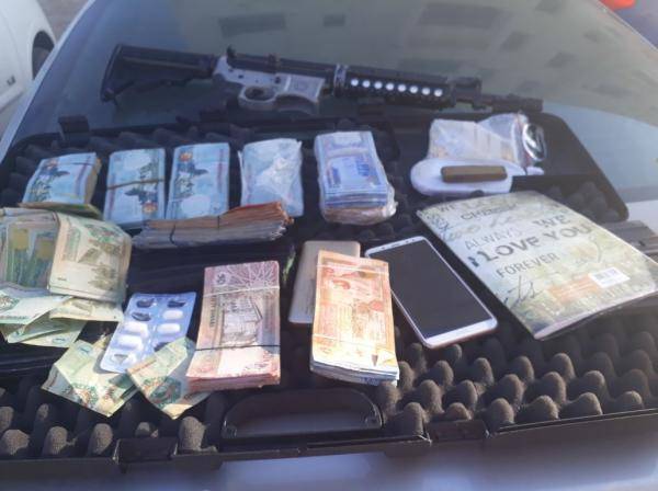 مكافحة المخدرات تضبط مطلوبا خطيرا بعد اطلاقه النار باتجاه قوة امنية