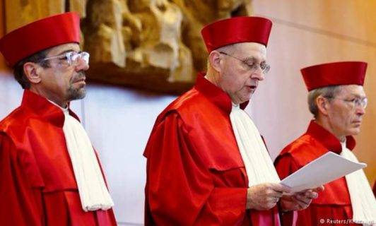 محكمة ألمانية تقضي بسجن أم وشريك حياتها لارتكاب جرائم جنسية بحق طفلها