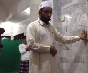 فيديو: ثبات إمام مسجد خلال زلزال إندونسيا.. رد فعل أذهل ملايين الناس