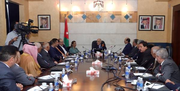 المعشر هكذا سنتعامل مع الضريبة في حال منحها مجلس النواب الثقة