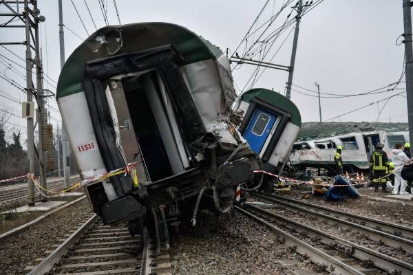 تونس: إصابة 27 شخصا بخروج قطار عن مساره