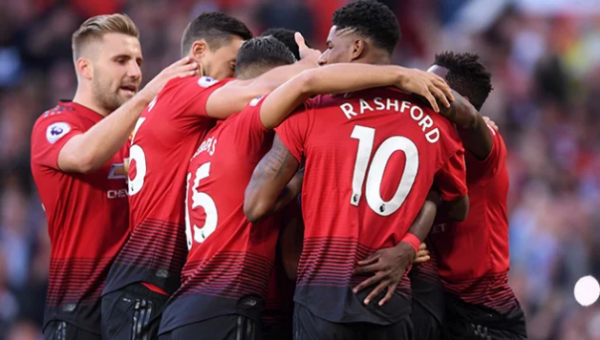 3 مصادفات غريبة في افتتاح منافسات الدوري الإنجليزي