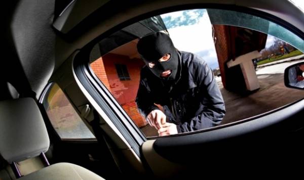 لا تسهل الأمر على اللصوص وتجنب سرقة سيارتك بخطوات بسيطة