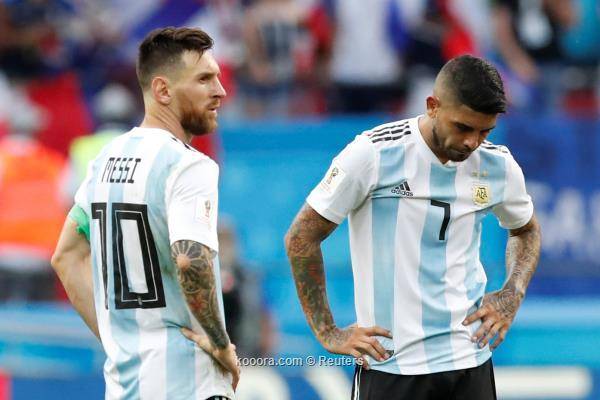 ميسي يبتعد عن اللعب الدولي