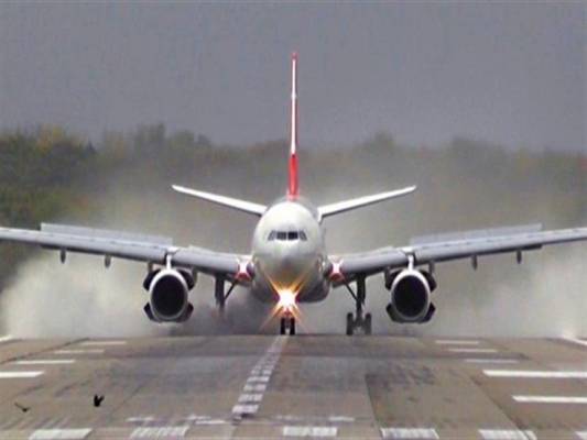 هبوط اضطراري لطائرة المانية في اليونان بعد إنذار بوجود قنبلة