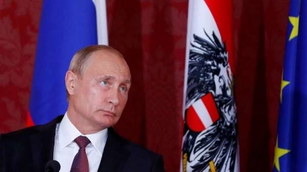 تعرف على هدية بوتين لوزيرة الخارجية النمساوية بمناسبة زفافها