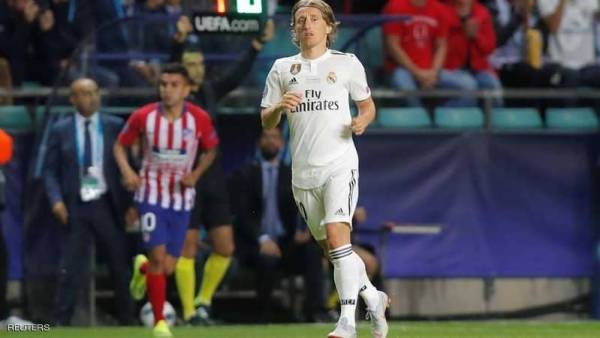 ريال مدريد يكافئ مودريتش بعد قرار البقاء
