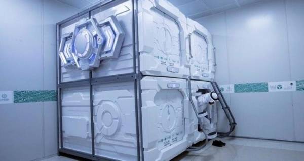 كبسولات زجاجيه  للحجاج ...تعرف عليها