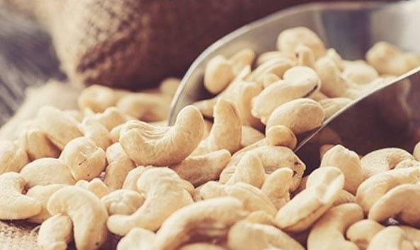 عاجل.. #احباط اعادة ادخال 26 طنا من #الكاجو #العفن للمملكة