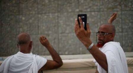 من طرائف الحج...حاجّة مصرية ترجم زوجها وطائرة تترنح!