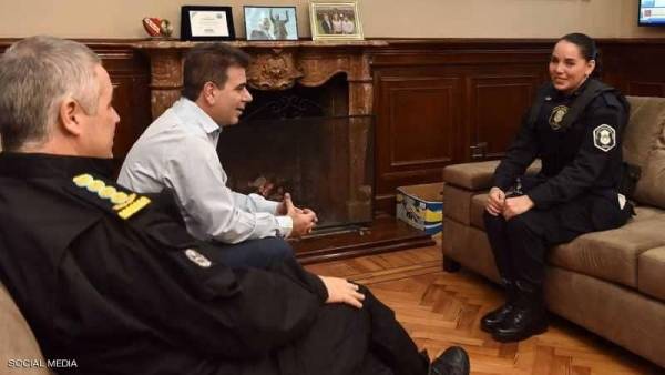 الشرطية المرضعة تثير ضجة.. والسلطات تفاجئها