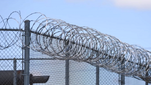 كنديون يغادرون السجن بشهادة أكاديمية وحساب مصرفي!