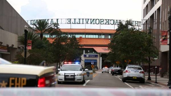 الكشف عن هوية منفذ هجوم فلوريدا ودوافعه لا تزال مجهولة