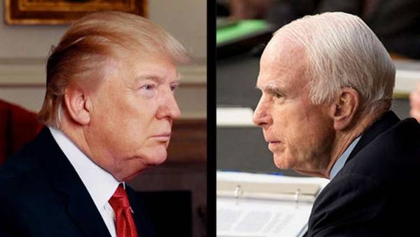 بعد يومين من الوفاة.. ترامب يأمر بتنكيس العلم تكريماً لماكين