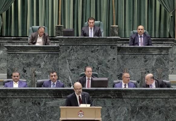 5 مشاريع قوانين على دورة النواب الاستثنائية واستثناء «ضريبة الدخل»