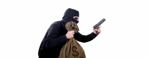 سلب صيدلية يكشف عن كمية من المخدرات