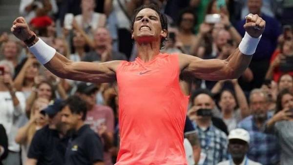 نادال ينجو من مفاجأة روسية ويتقدم في أمريكا المفتوحة