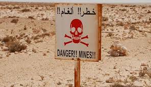 حكومة الرزاز تتحرك بين حقول الألغام