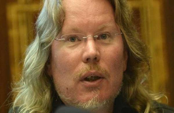 النرويج تحقق في اختفاء شريك لمؤسس ويكيليكس