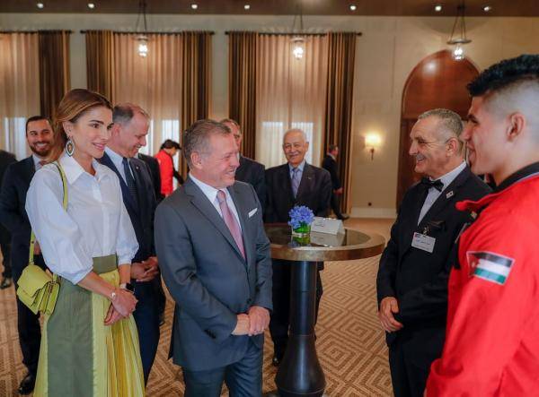 الملك يستقبل لاعبي المنتخب الأردني المشاركين في آسياد ٢٠١٨