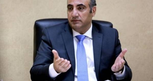 الشواربة يعلن وصول اول (70) حافلة نقل عام من اصل (135) حافلة