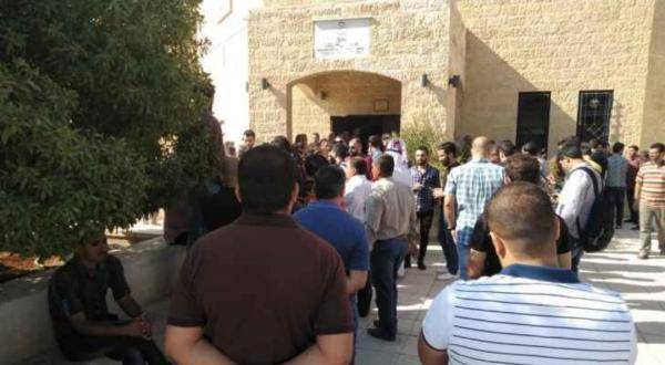 إنهاء اللقاء الحكومي في الزرقاء