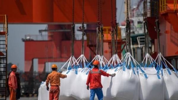 الصين تقرر الرد بالمثل على الرسوم الجمركية الأميركية