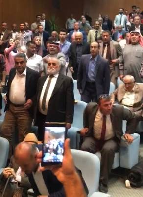 مكانة الزرقاء تهتز .. وطرد الفريق الحكومي لا يليق بمدينة العسكر