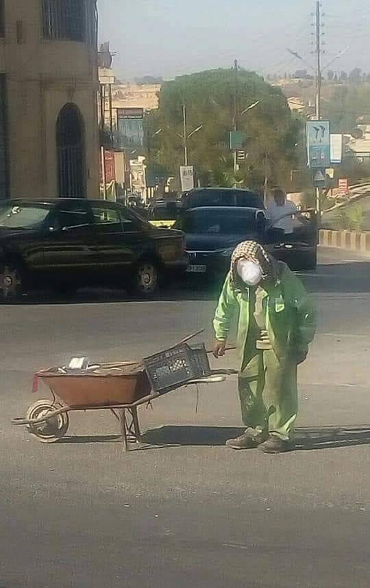 المصري يوعز بصرف راتب ومكأفاة لعامل الوطن الثمانيني بعد غضب الاردنيين