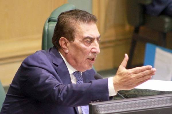 الطراونة يرد على المعشر  لا نتلقى تعليمات أو إملاءات من صندوق النقد الدولي!!