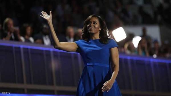 ميشيل أوباما تطلب 3000 دولار لقاء التوقيع الخاص