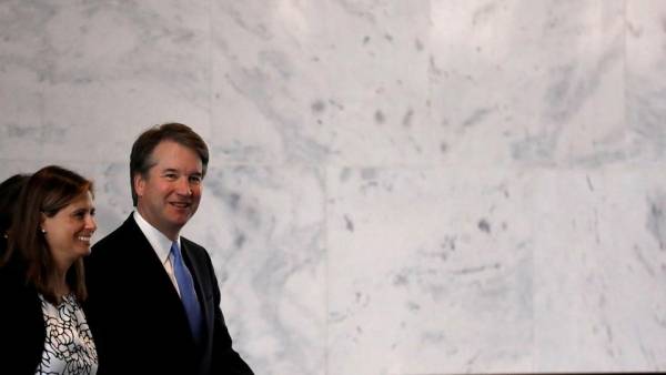 شكوى جديدة بالتحرش الجنسي ضد مرشح ترمب للمحكمة العليا