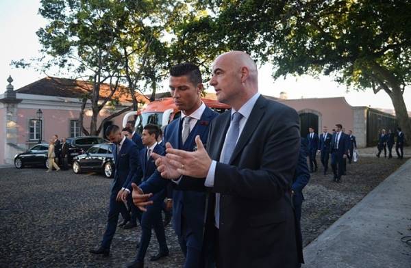 الـفيفا غاضب من رونالدو.. لماذا؟