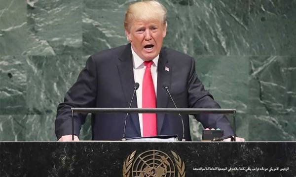 ترامب... وحيدا على السطح 