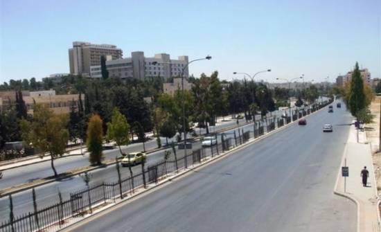 وفاة في حادث تصادم بين مركبتين على شارع الجامعة الأردنية